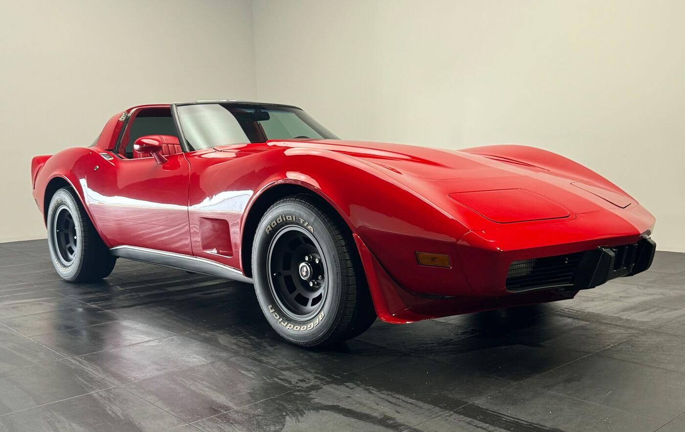 Classic Corvette Stingray finished in gloss red, Colorado Springs