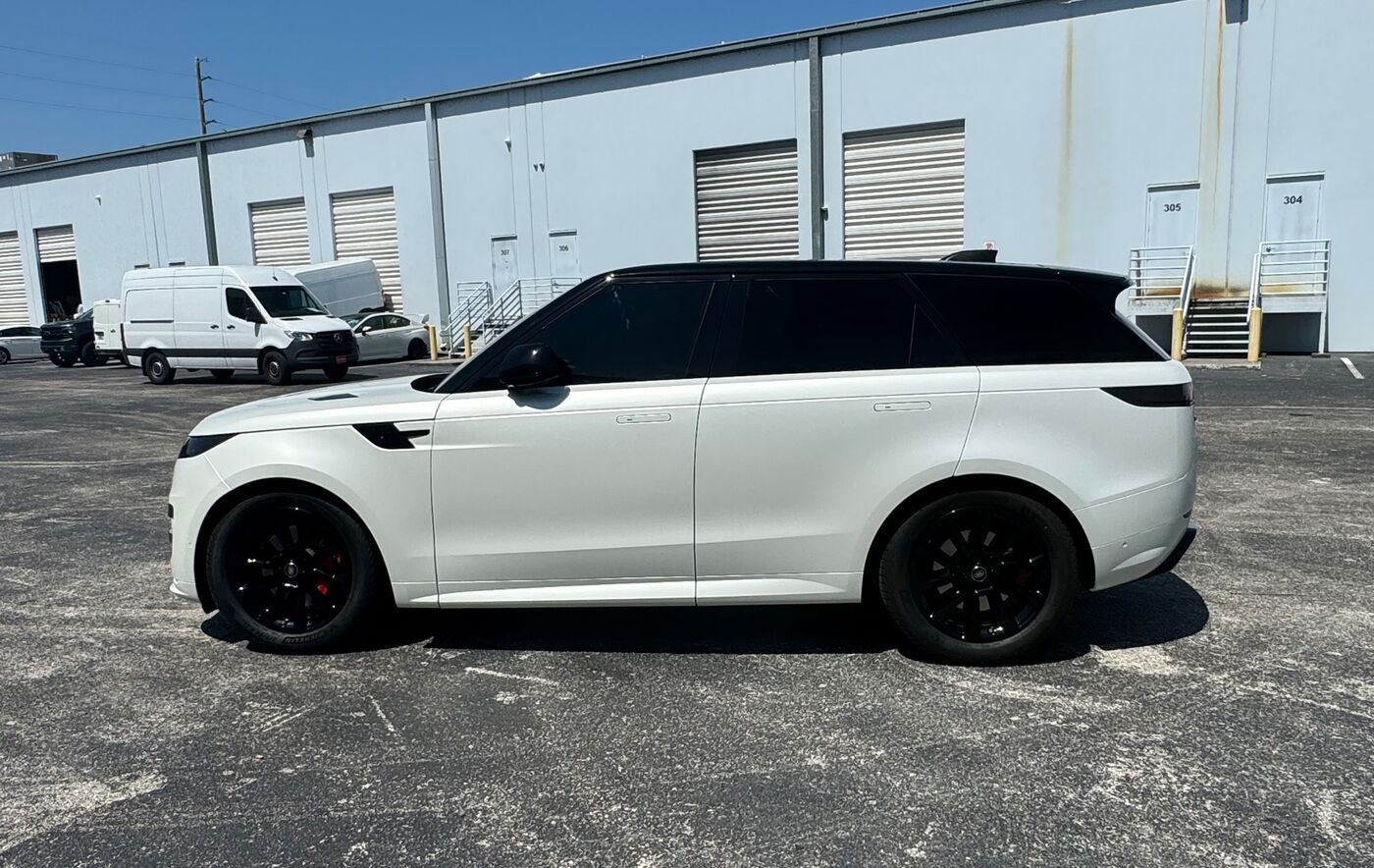 Range Rover Sport with gloss black roof wrap, Colorado Springs